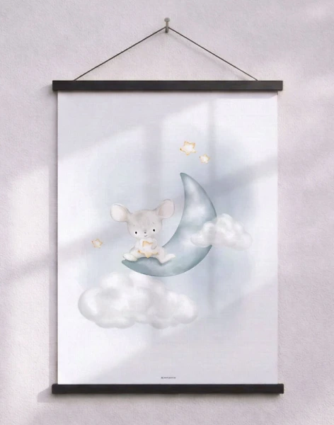 Barnposter – liten mus på blå måne