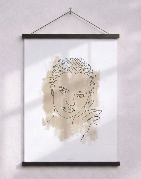 Konstposter - Woman in beige no. 1